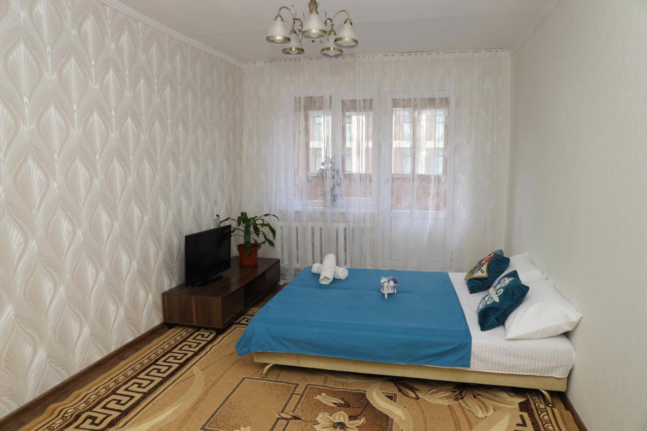 Ferienwohnung Reliablehouse 2-Х Комнатная Квартира В Центре Almaty Exterior foto