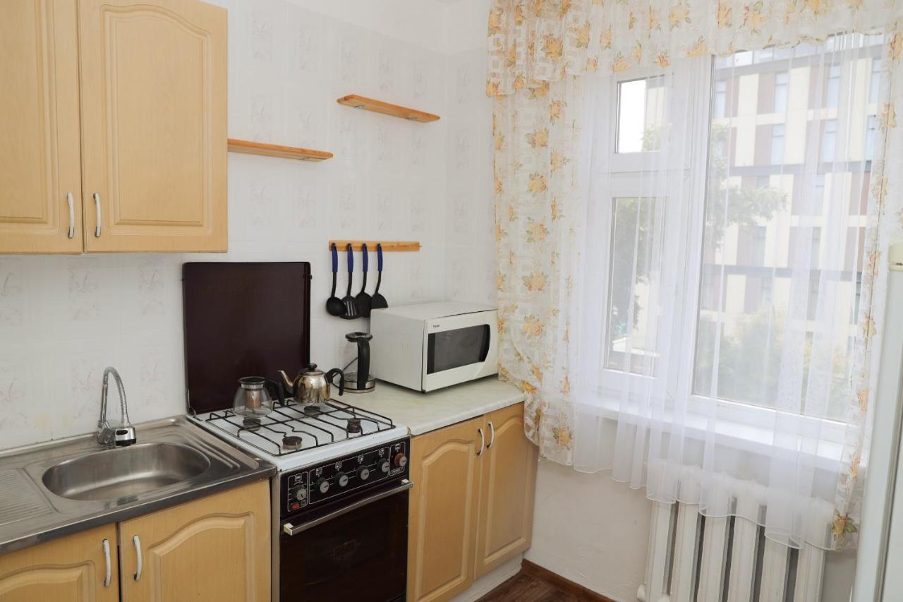 Ferienwohnung Reliablehouse 2-Х Комнатная Квартира В Центре Almaty Exterior foto